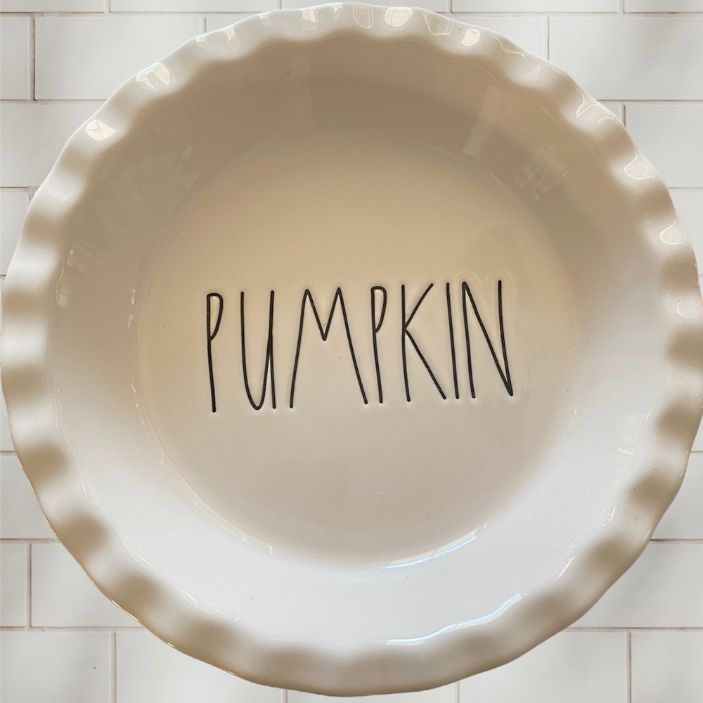 Rae Dunn Pupmkin Pie Dish